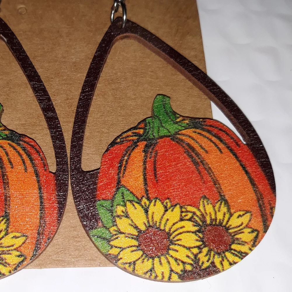 CUTE Pumpkin Fall Harvest Dangle Drop Earrings NEW